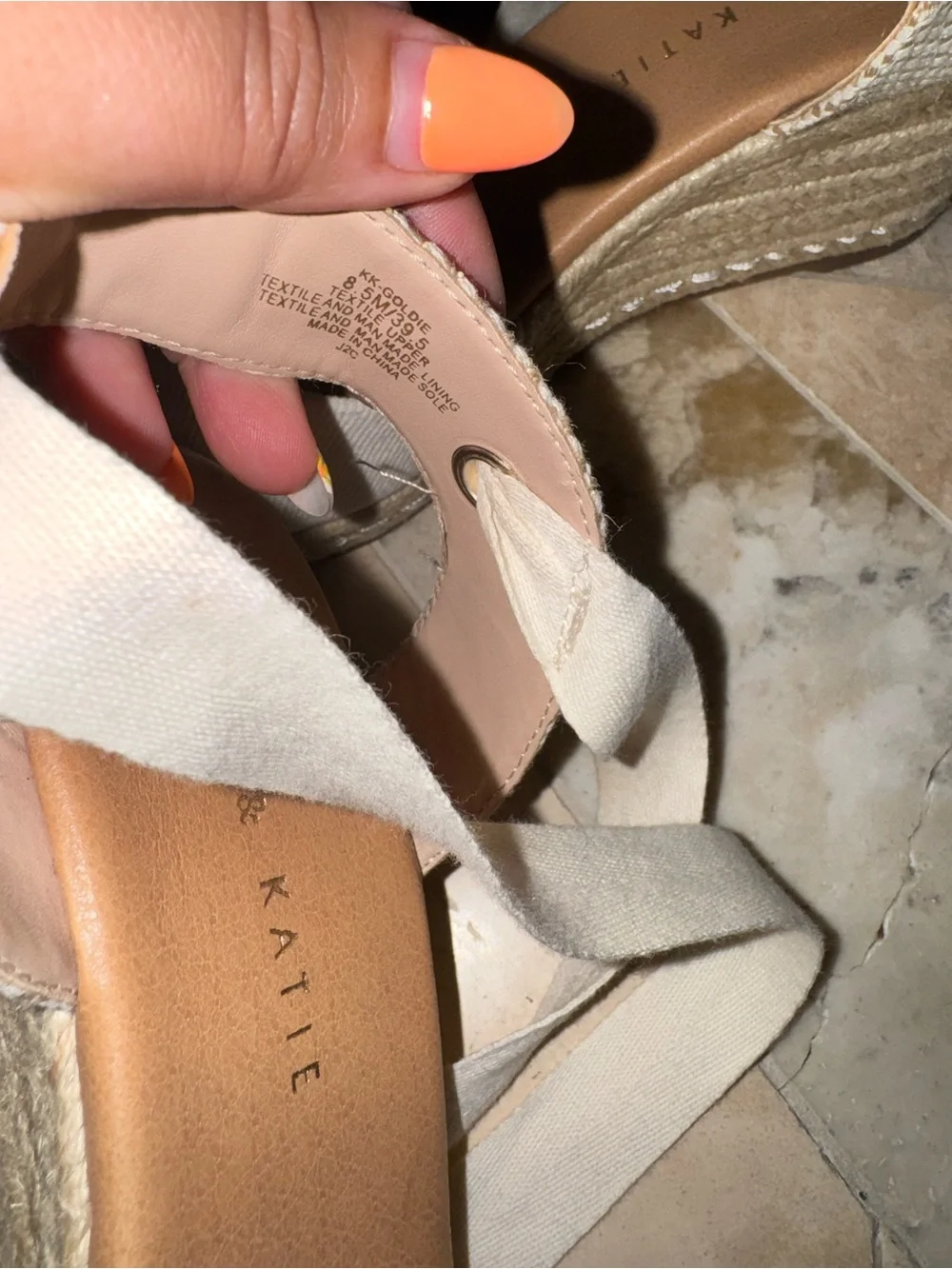 Kelly & Katie Goldie Espadrille Wedge Sandals 8.5 Ivory Lace Up Ankle Tie